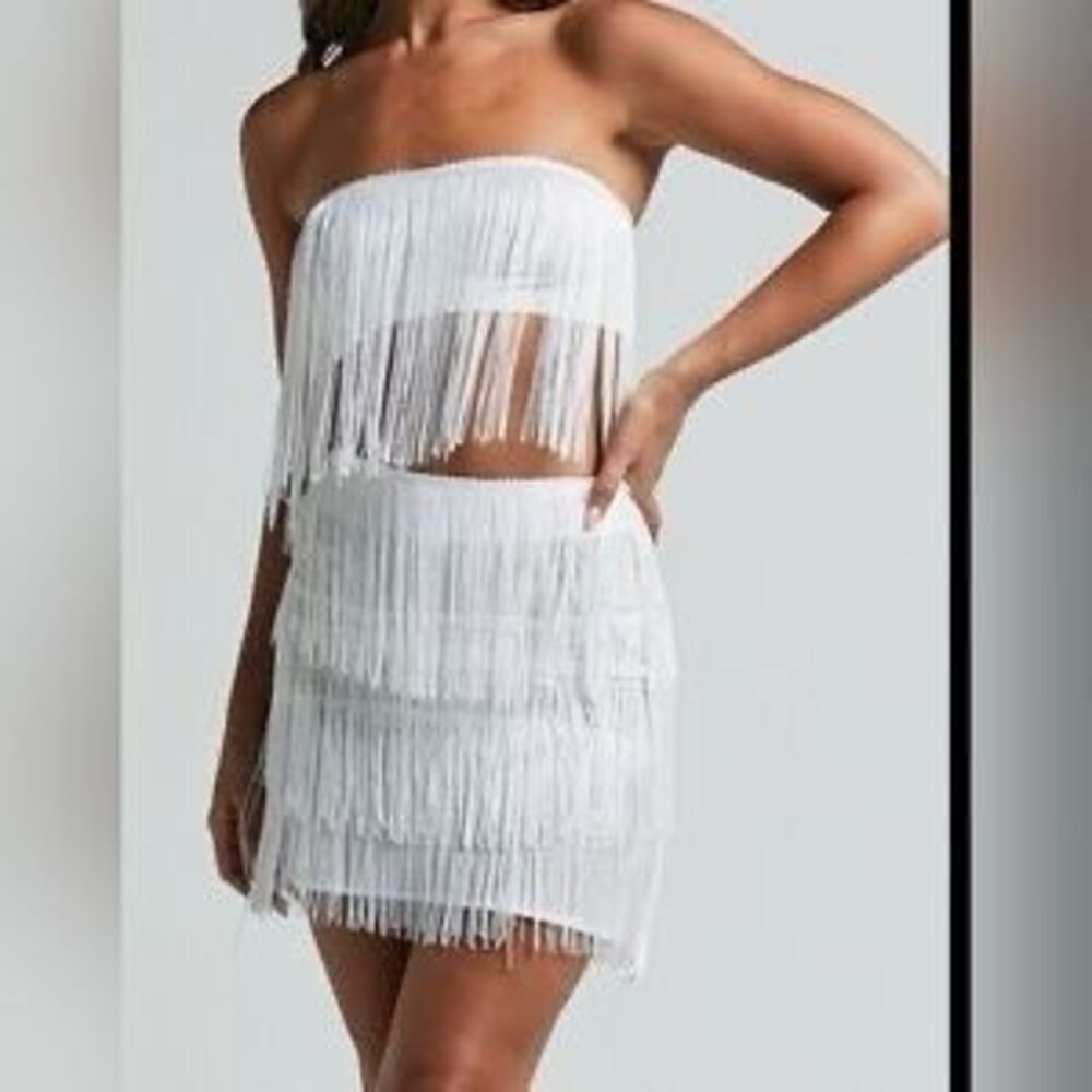Sincerely Jules Fringe Halter Top and Skirt Set Women's Size small - Picture 2 of 16
